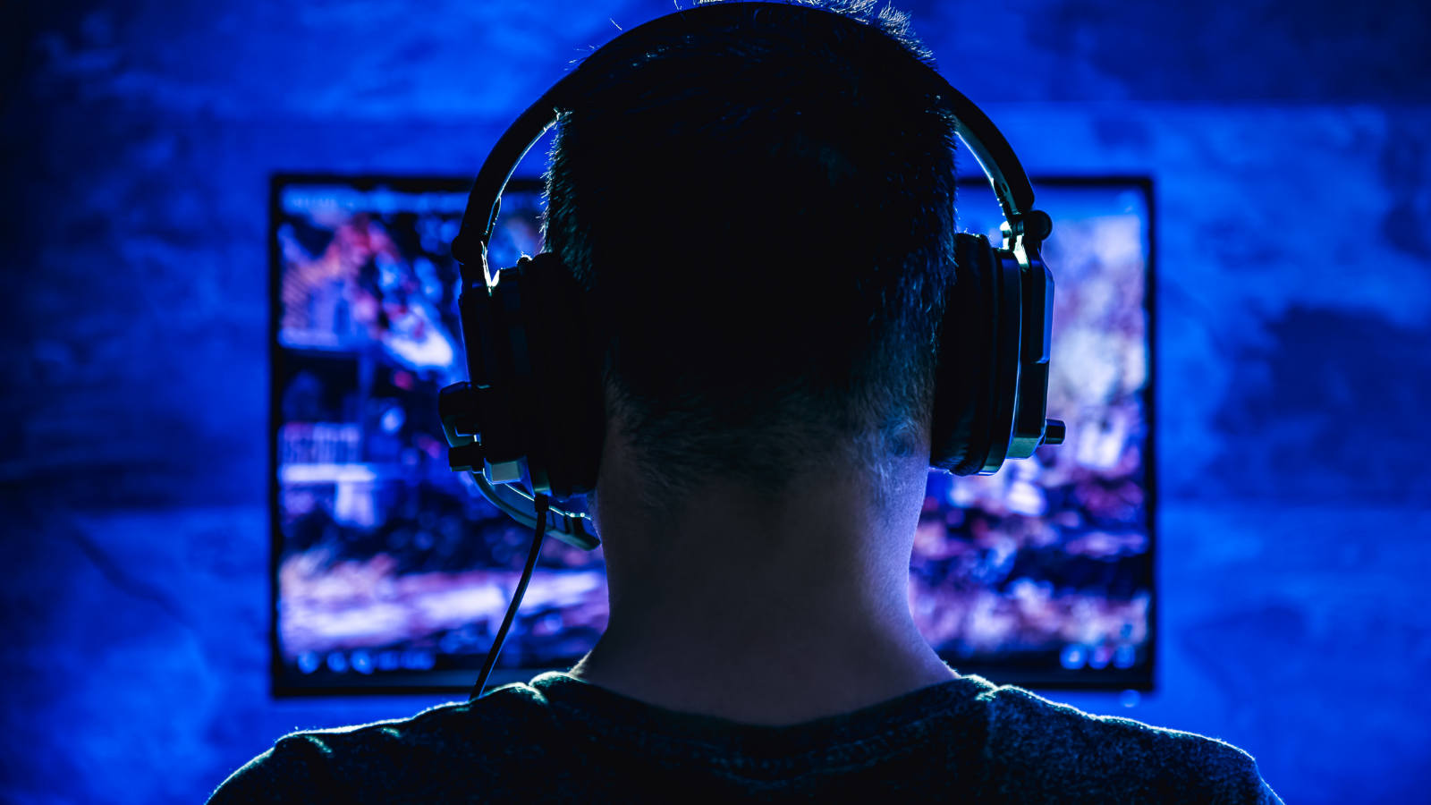 Metagamer playing a video game.